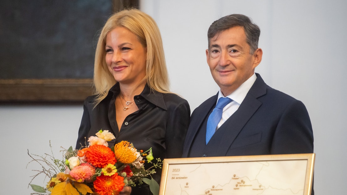 varkonyi andrea meszaros lorinc