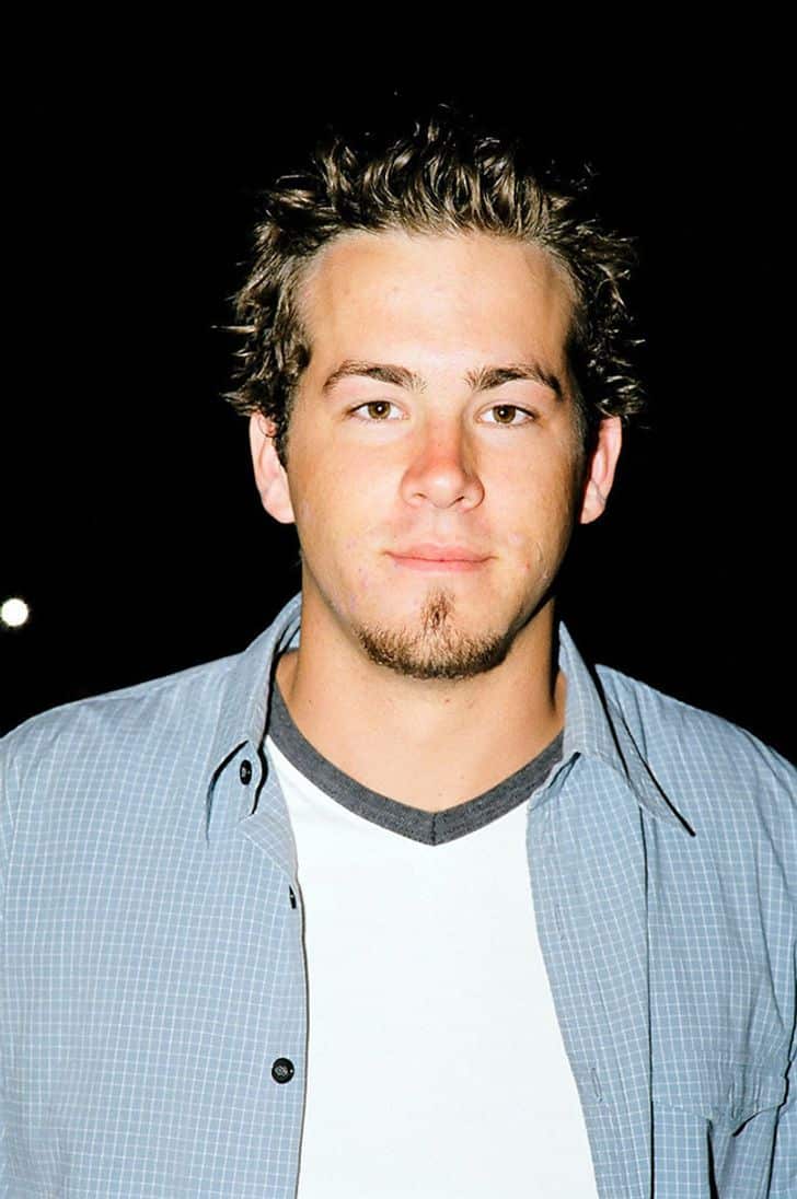 hiressegek regen ryan reynolds