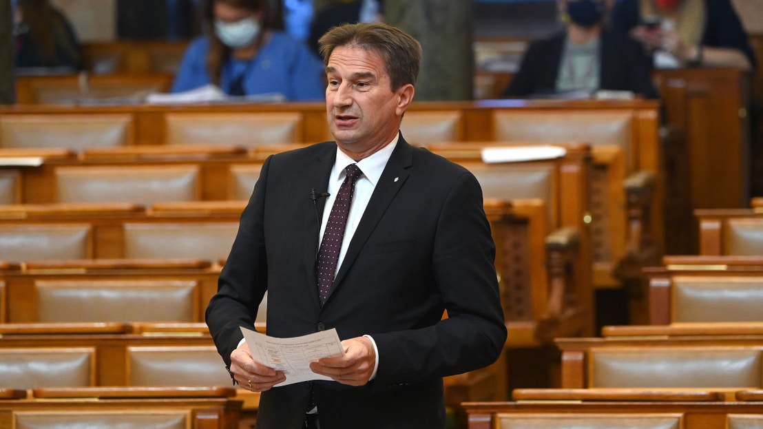 volner pal schadl gyorgy ugy per targyalas korrupcio vesztegetes