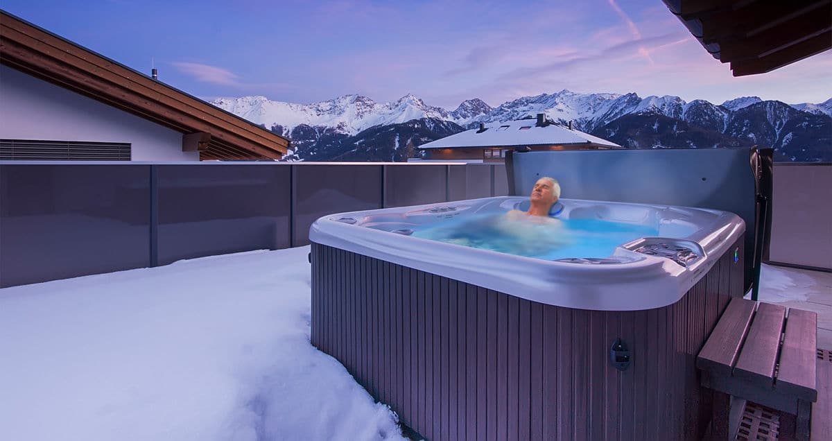 jakuzzi jacuzzi spatrend masszazsmedence szabadteri medence