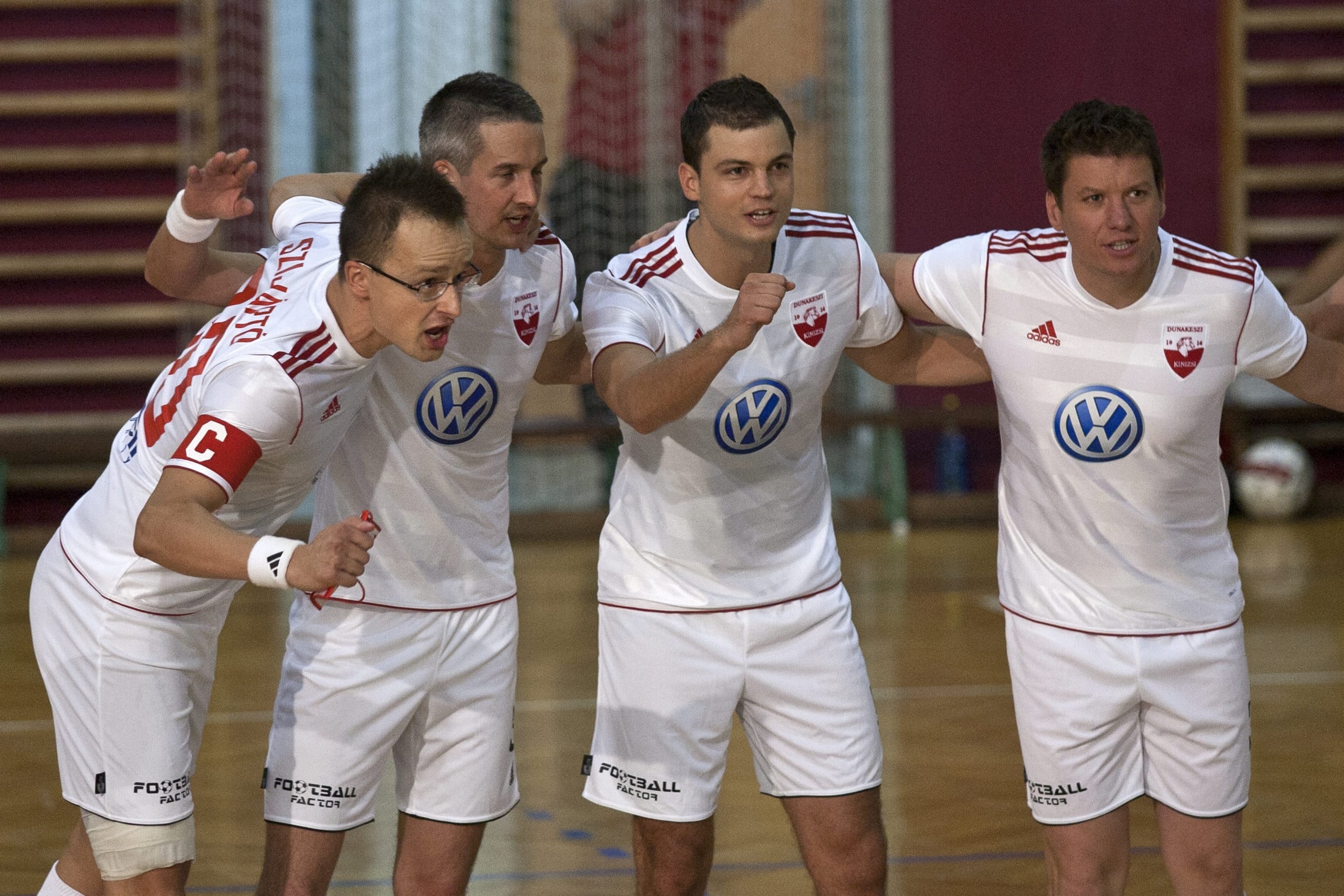 szijjarto peter benki szilard futsal