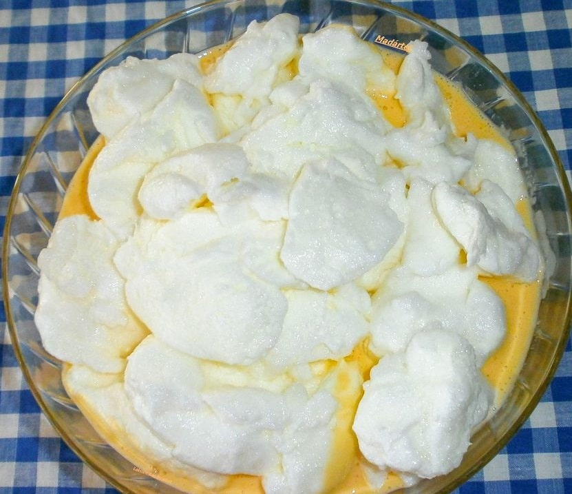 madartej recept torta szelet vanilla pudinggal