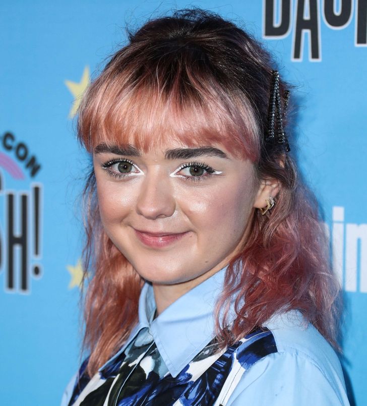 hiressegek muvesznevek maisie williams