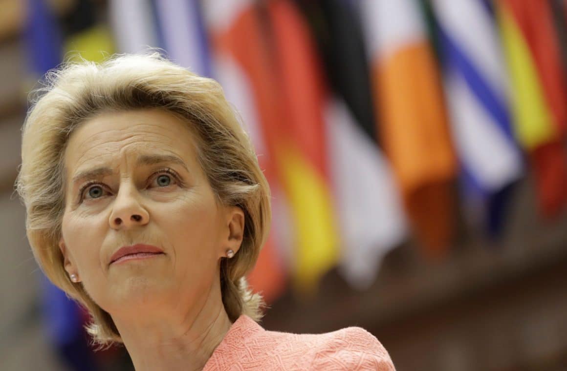 ursula-von-der-leyen-koronavirus-vakcina-eu-csucs