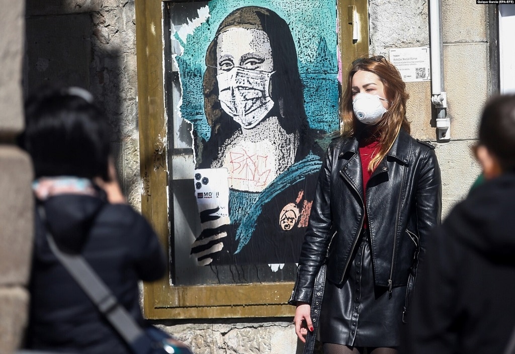koronavirus statisztika street art utcai muvesz maszk mona lisa