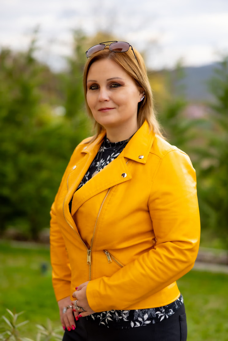 tortlei eszter helyszinelo dudas miki