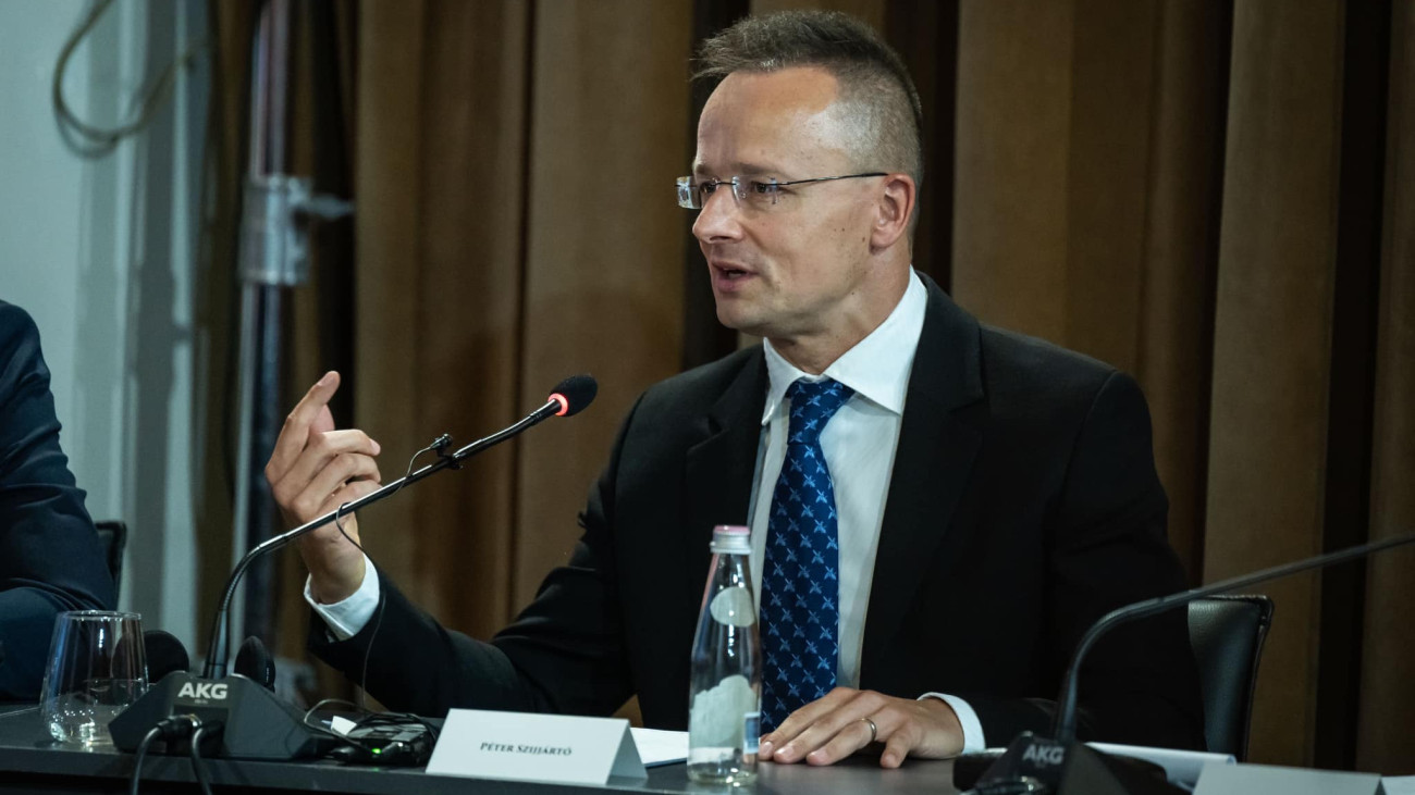 szijjártó péter