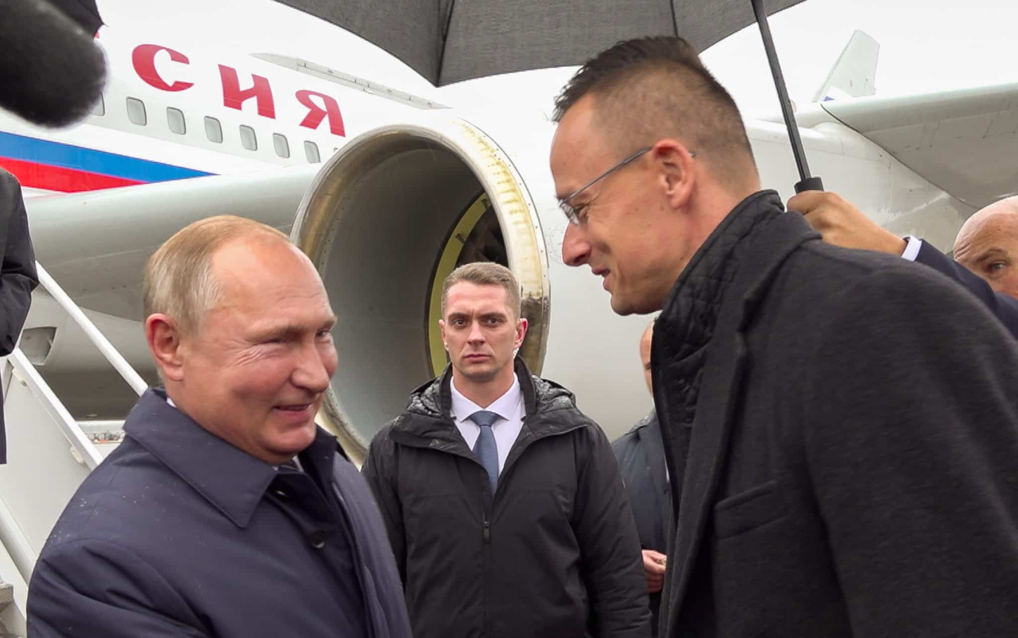 szijjártó péter vlagyimir putyin orosz hekkertámadás magyar külügyminisztérium