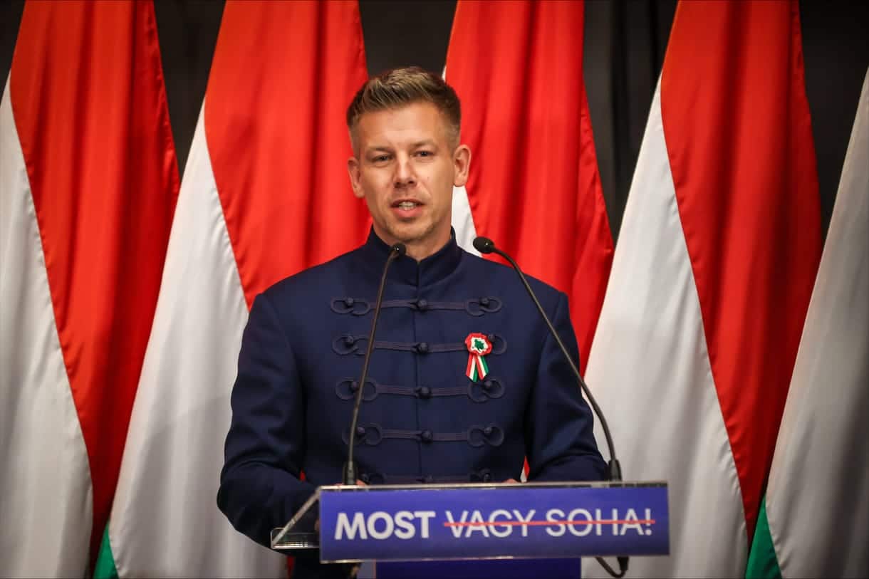 magyar peter szijjarto peter lehallgatasi botrany hazaarulas