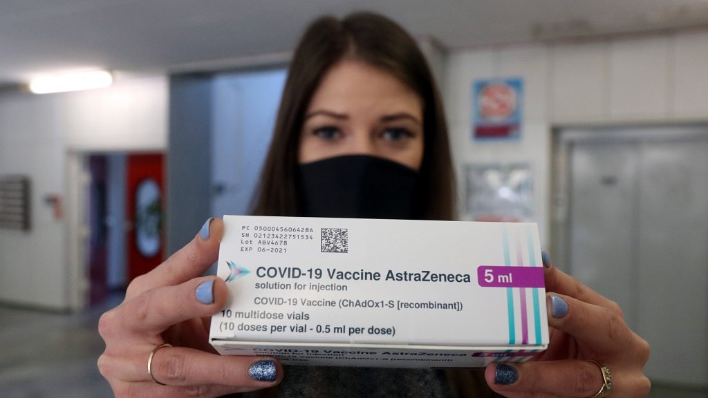 astrazeneca vakcina mellekhatasa tunetei veszelyes