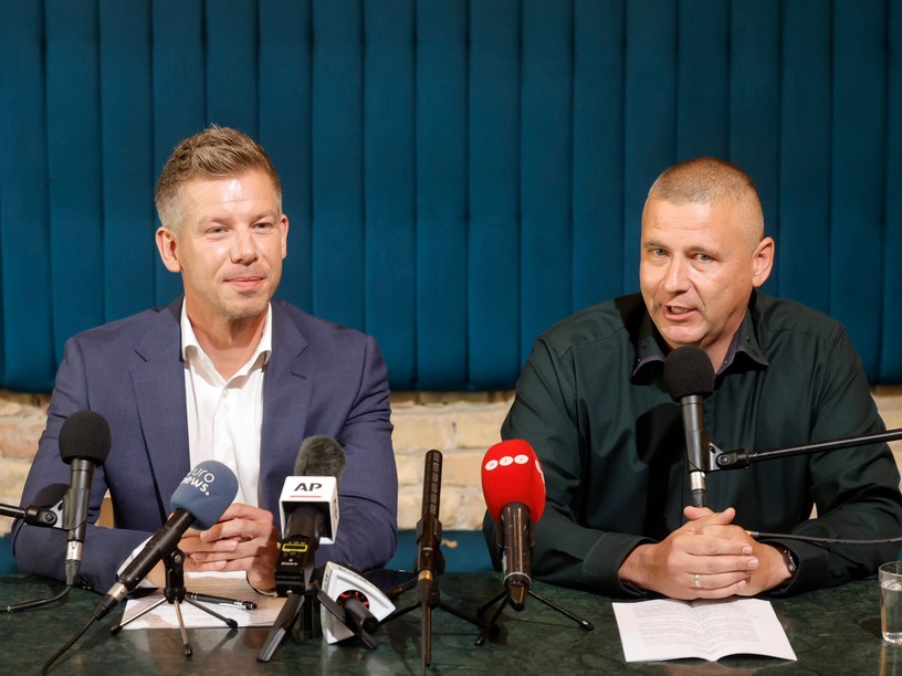 magyar peter kihallgatas ruszin szendi romolusz