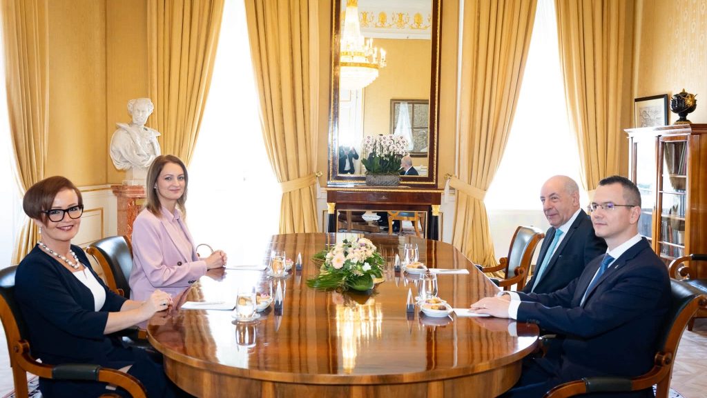 forsthoffer agnes sandor palota sulyok tamas