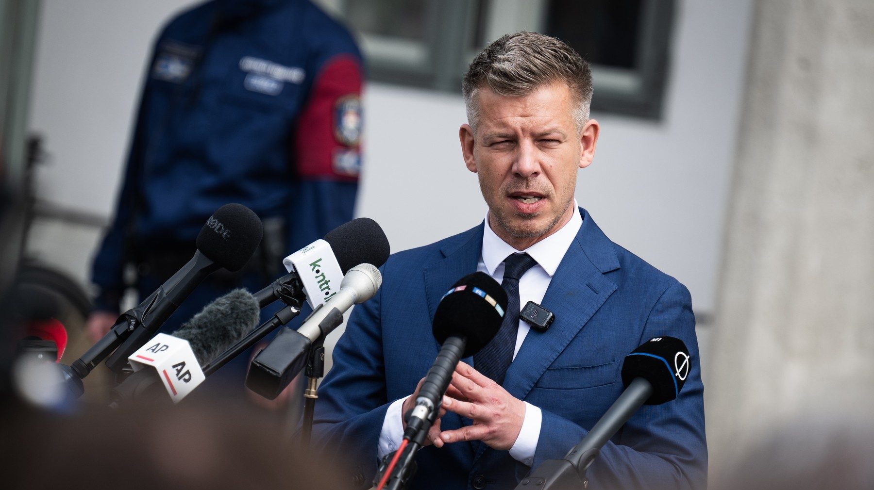 magyar peter ner oligarcha vagyonmentes