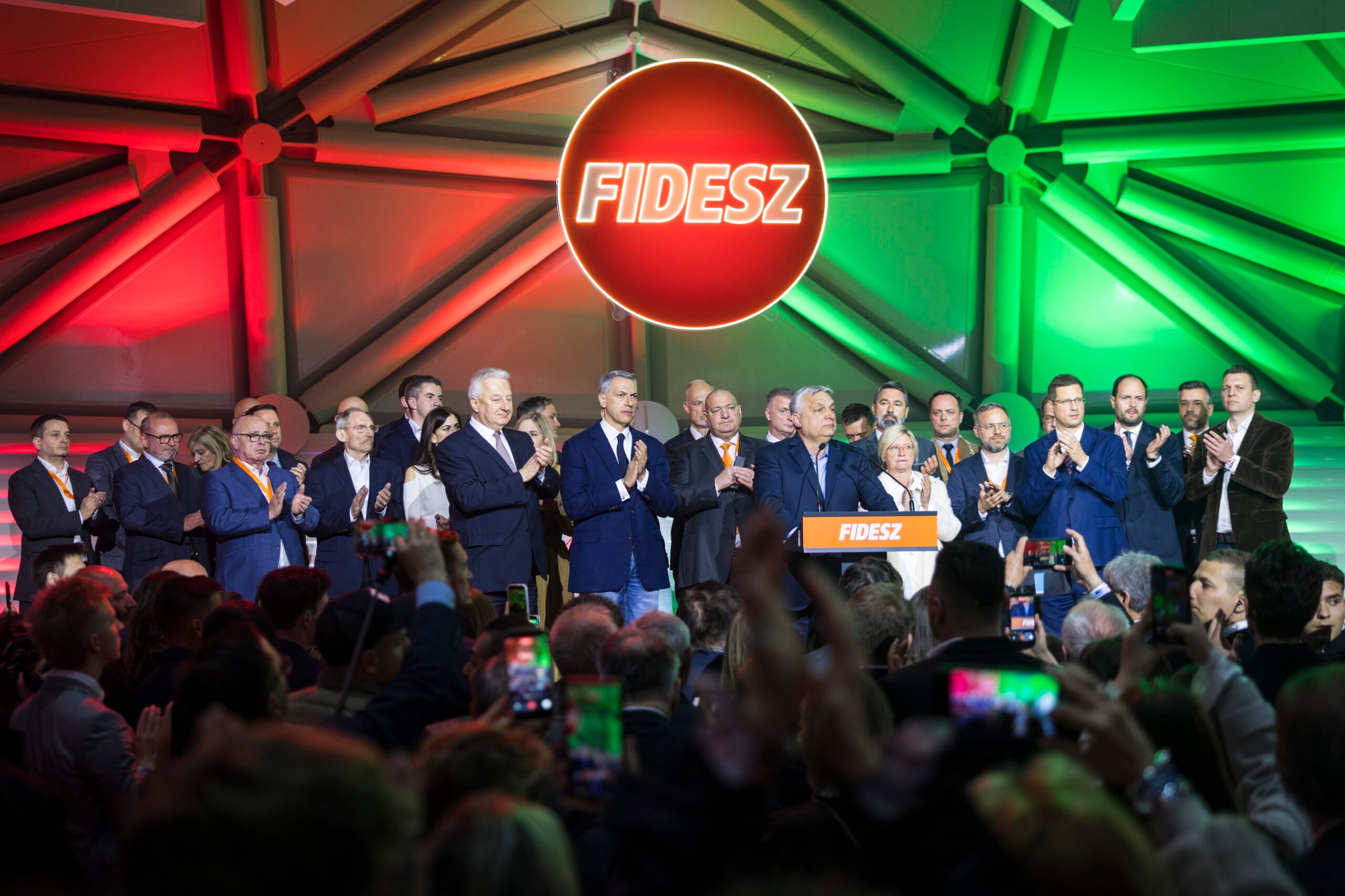 00 fidesz-kdnp paks