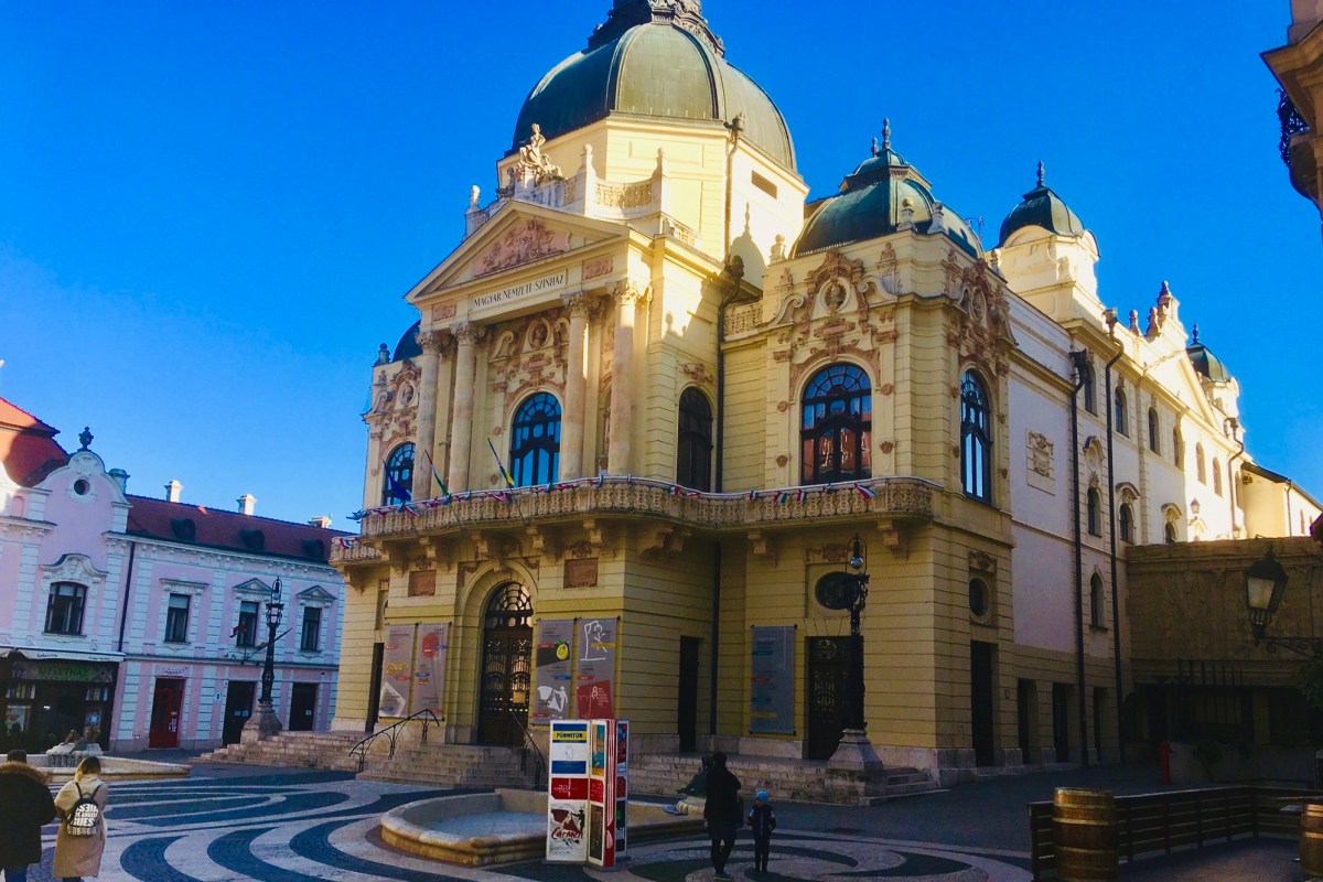 pecsi nemzeti szinhaz programok bemutatok 2021