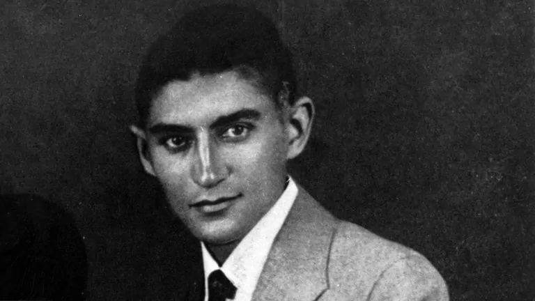 franz kafka, praga, iro, az atvaltozas, a per, portre