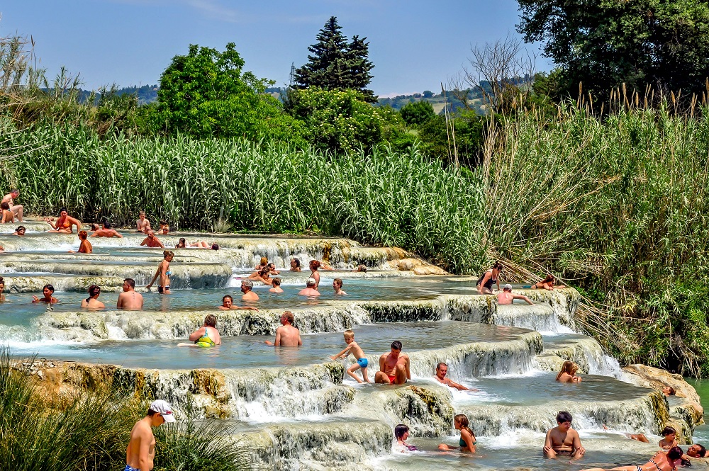 a vilag 10 legjobb gyogyfurdoje, legjobb gyogyfurdok, gyogyfurdo, természetes gyogyfurdo, az olaszorszagi saturnia hoforras