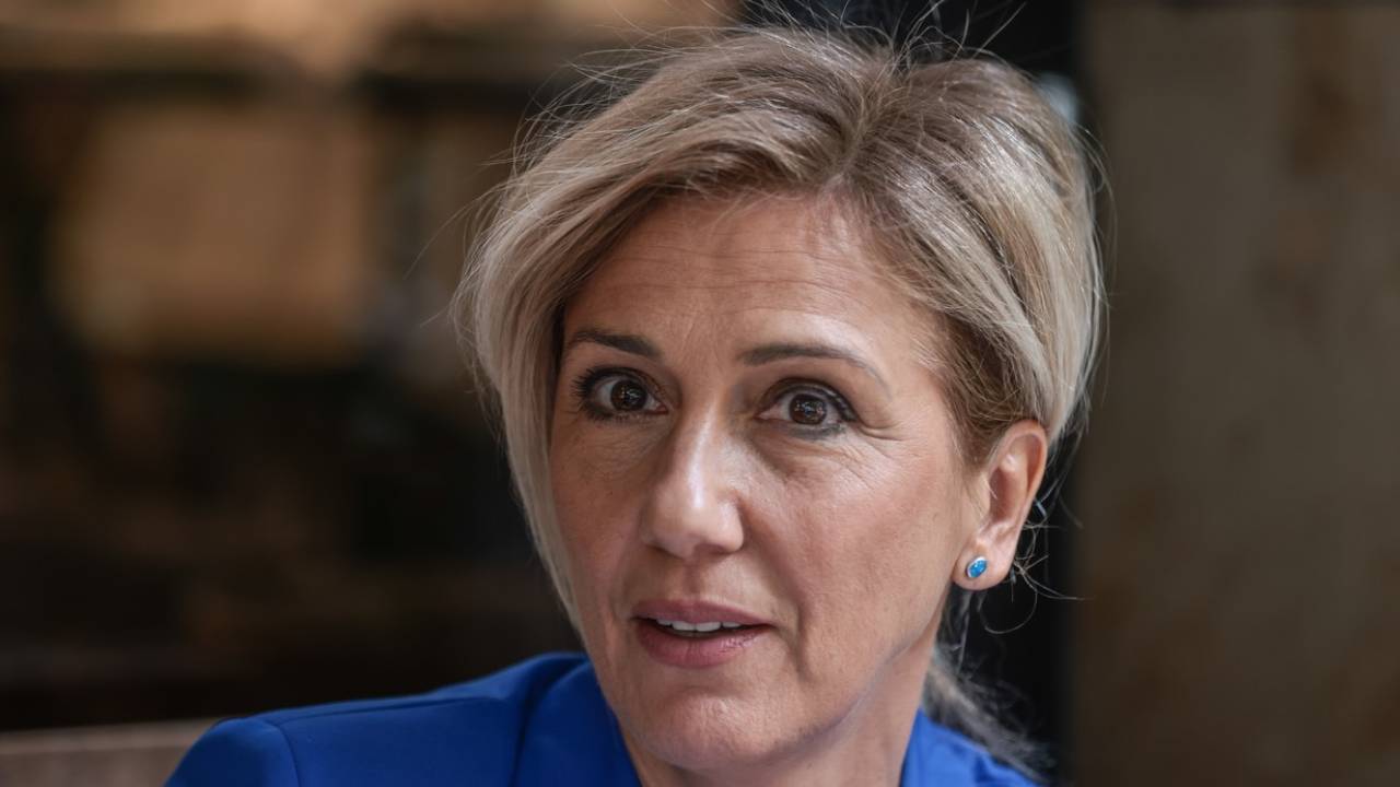 Barabás Éva és a plasztikai sebész az RTL Reggeli arcöregedésről szóló beszélgetésében
