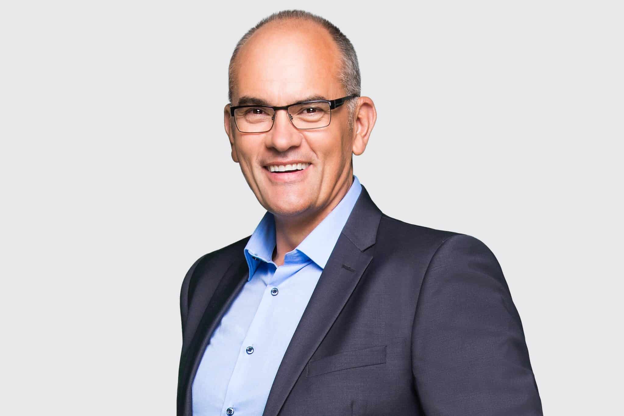 gundel takacs gabor szabaduszo televiziozas tv2 atv rtl