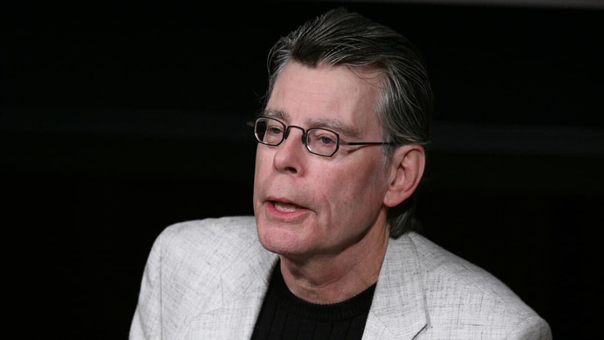 stephen king ragyog%C3%A1s folytat%C3%A1sa