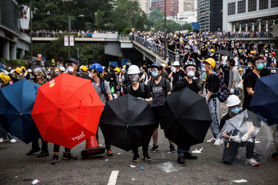 Ai Weiwi Hongkongi Tüntetések Head