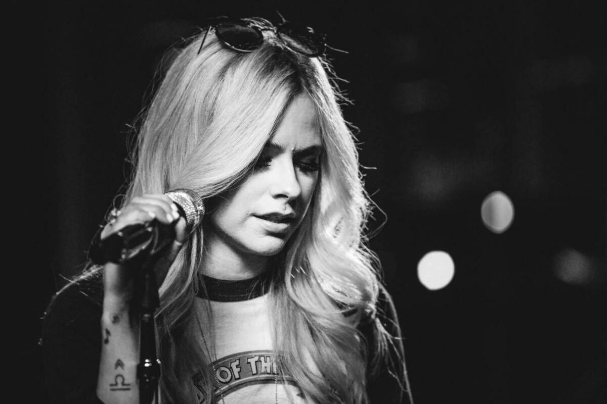 avril lavigne lyme kor turn%C3%A9