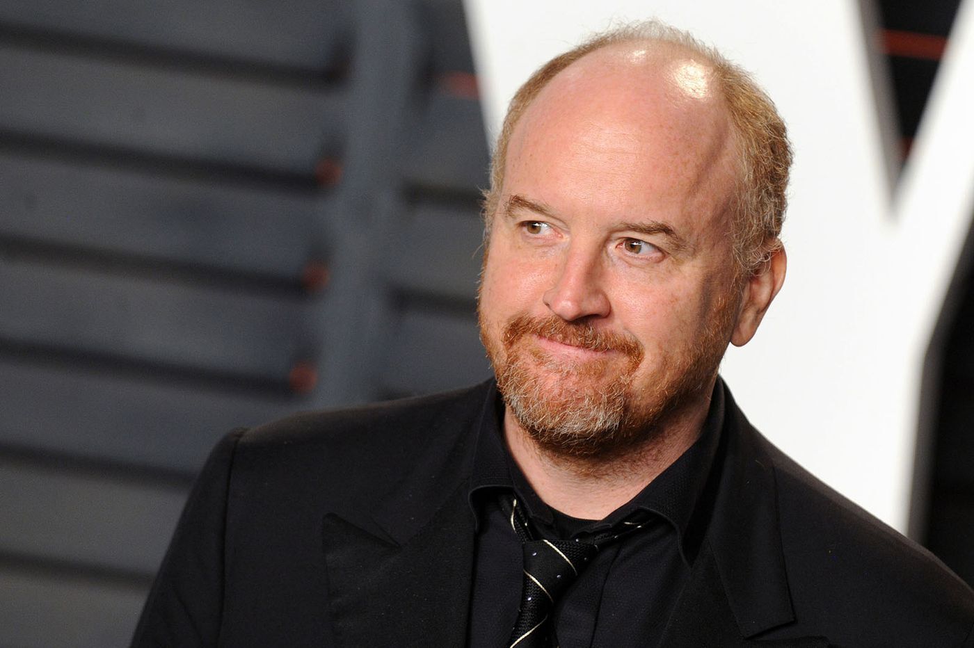 louis ck budapesten el%C5%91ad%C3%A1sok szexu%C3%A1lis zaklat%C3%A1s