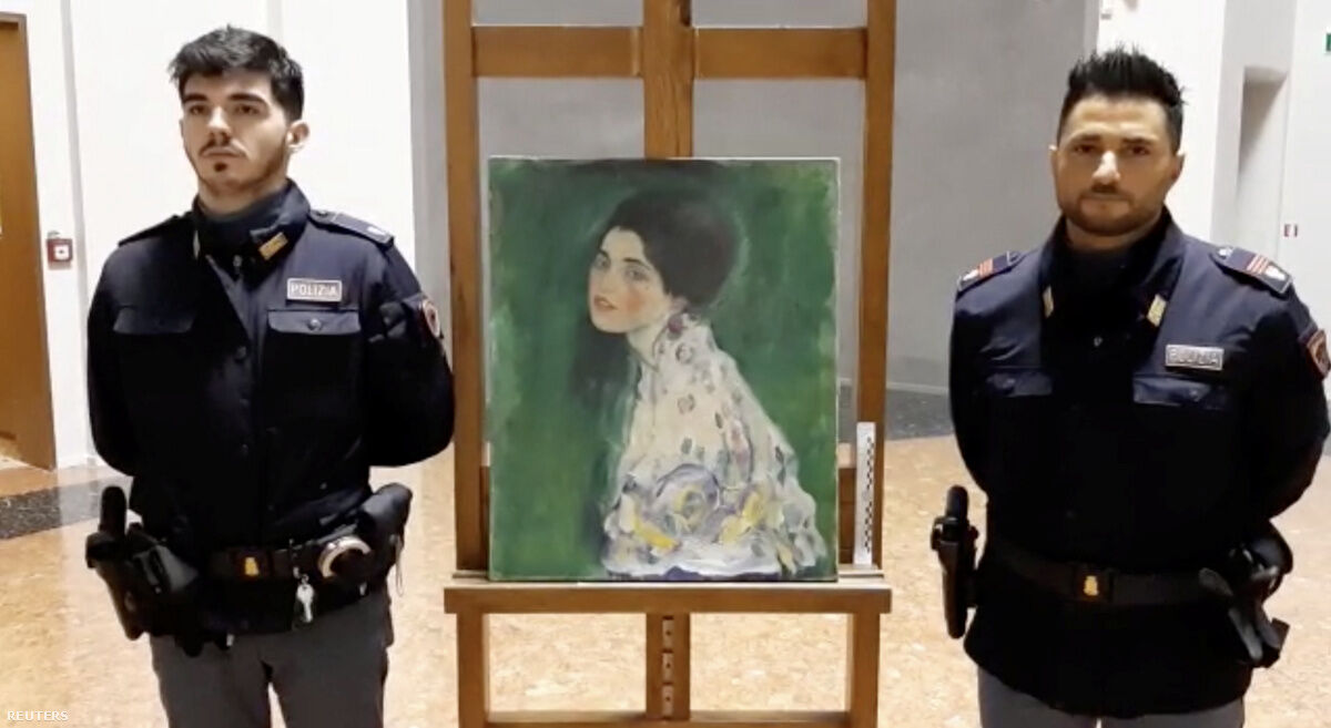 Lopott Gustav Klimt Festmény Portré Kertész
