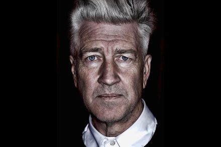 David Lynch mesélő farkasként tér vissza Flying Lotus videójában