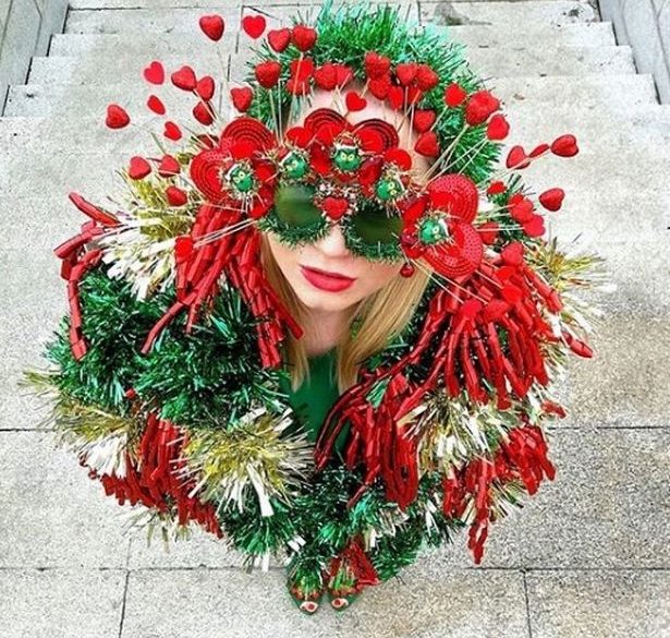 0 XMAS FP Worlds most Christmas obsessed fashion designer 2