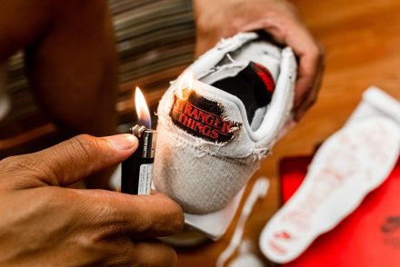 A Stranger Things ismét megihlette a Nike-t: a cipők rejtett üzenetet is tartalmaznak