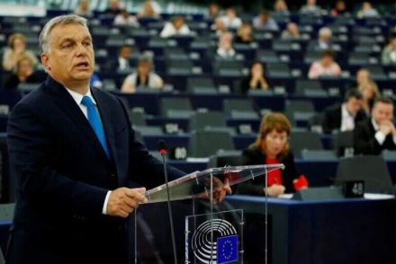 Odapörkölt egyet Orbánnak az Európai Néppárt elnökjelöltje
