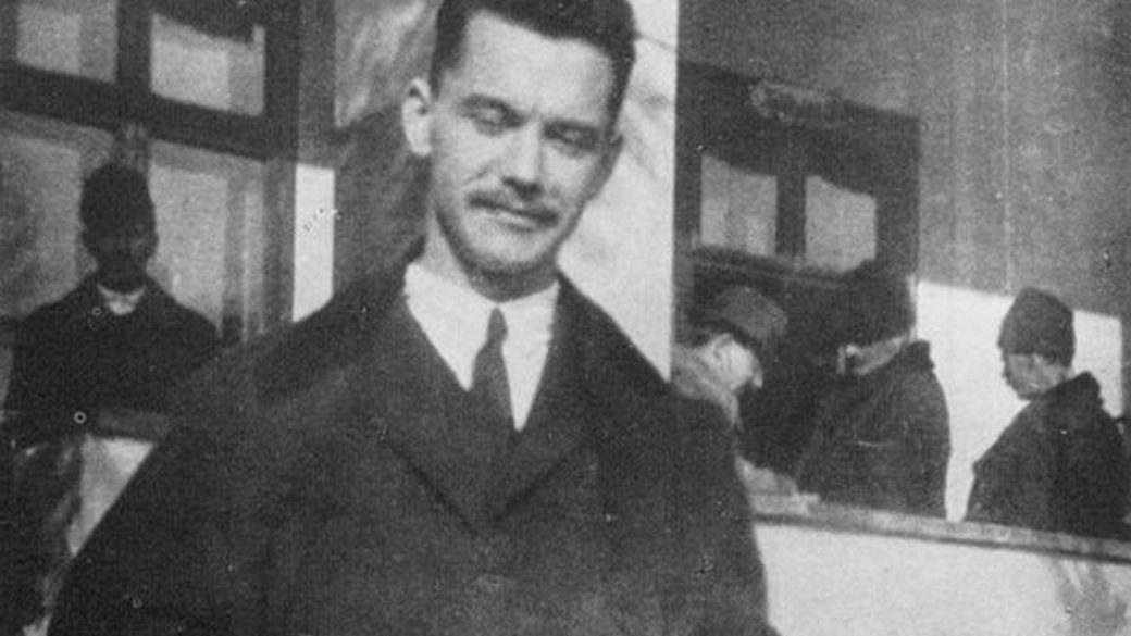 19841199 1248097 ce56e6388442d740de3a4e68ffbd7cde wm