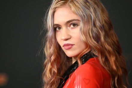 Grimes a gyermekére bízza, hogy eldöntse saját nemét
