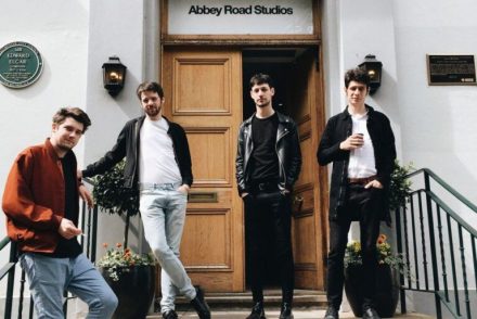 A koronavírus miatt bezárt londoni Abbey Road Stúdió 10 hét után megnyílt