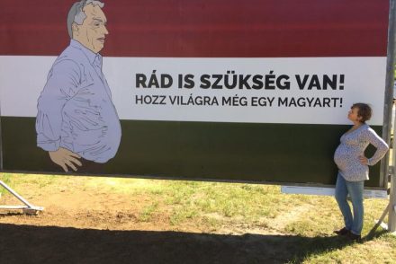 Megtaláltuk a legzseniálisabb fotót Orbán „Rád is szükség van” kampányára