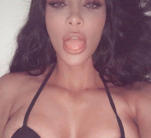 64458 kim kardashian 02