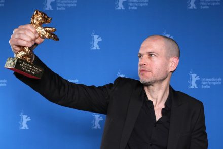 A Szinonimák film, Nadav Lapid izraeli rendező nyerte az Arany Medvét Berlinben
