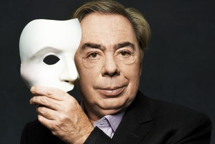 Az Oscar-díjas Andrew Lloyd Webber újra kell nyitni a színházakat, mert nem lesz visszaút