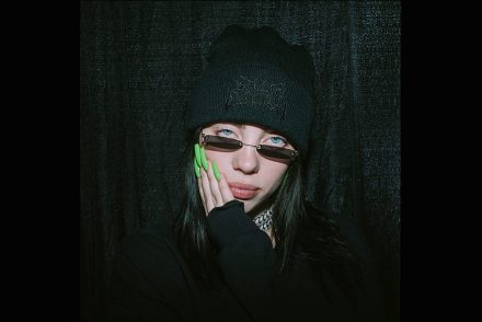Billie Eilish egyszerűen műalkotássá vált: kiállították egy múzeumban