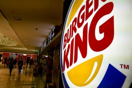 A Dolce & Gabbana-botrány után most a Burger King állt elő rasszista reklámmal