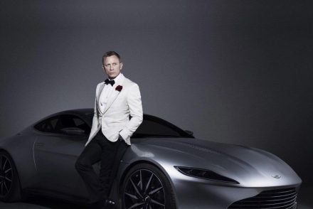 James Bond környezetvédőnek áll, elektromos autót fog vezetni