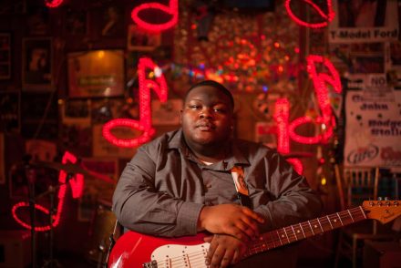 Tarolt a tavaly feltűnt Christone Ingram „Kingfish” a Blues Zenei Díjátadón