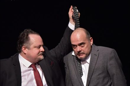 A színház, ahol élőképekből áll össze egy majdnem rendszerkritika