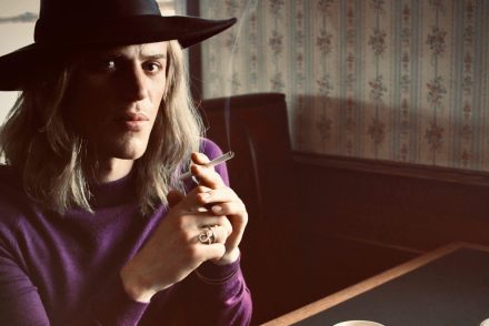 Online premier keretén belül mutatták be a David Bowie-ról készült Stardust filmet