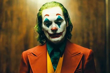 Megérkezett az új Joker utolsó előzetese és brutálisan marcangoló