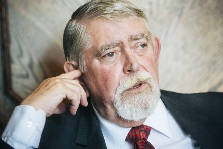 Lemondott Munkácsy-díj bizottsági tagságáról a sorozatos névsorváltoztatások miatt