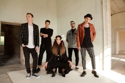 Parti-Nagy és Závada megzenésített versei is hallhatók lesznek a Magashegyi Underground szimfonikus koncertjén