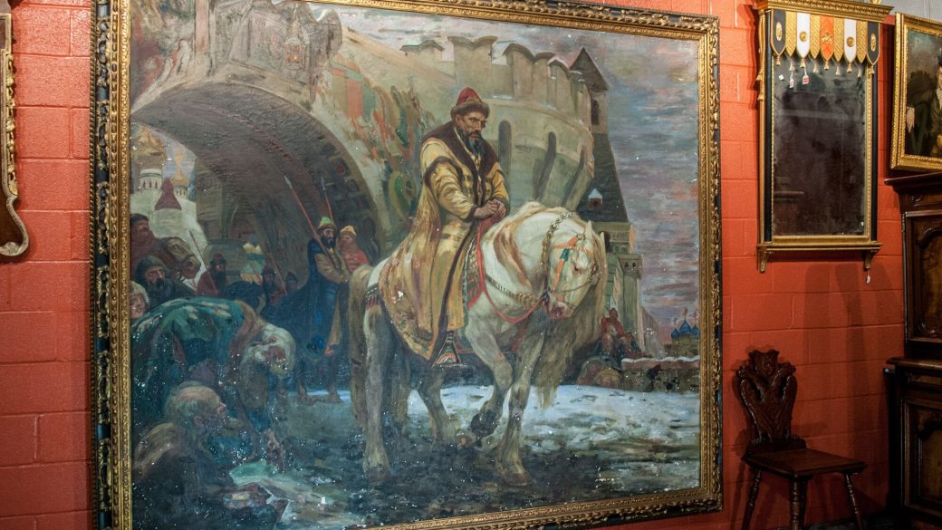 Mikhail N. Panin rettegett ivan festmeny