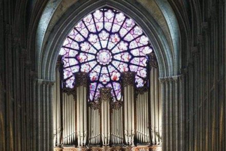 Megmenekült a tűzvészben Notre-Dame világhírű orgonája